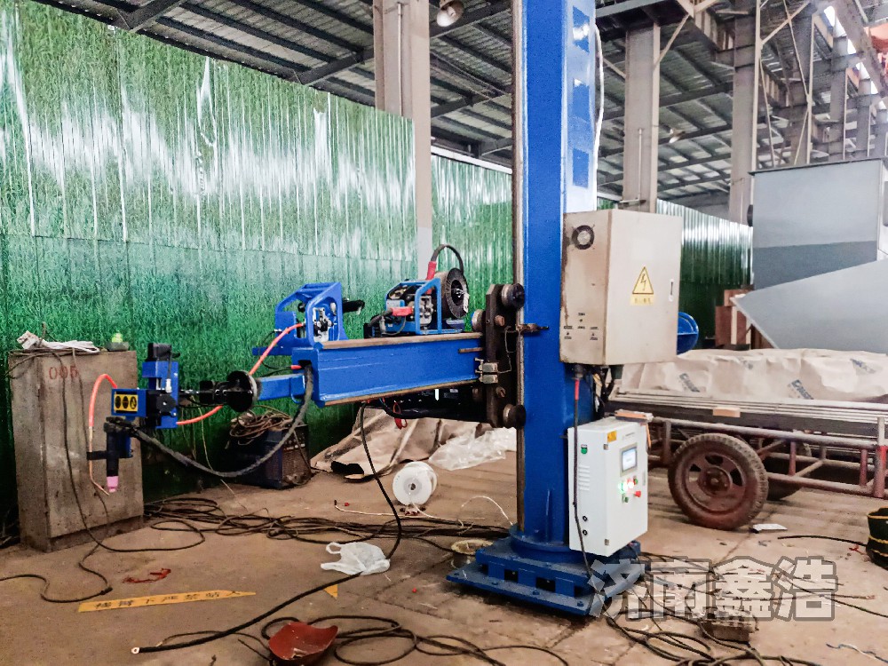河南訂購重型焊接操作機，提高環(huán)縫自動焊接效率