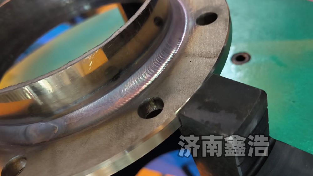 管法蘭氬弧自動(dòng)焊1140，智能數(shù)控，成型美觀